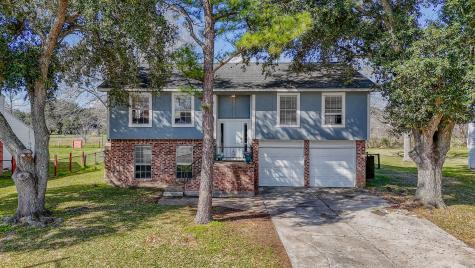 408 Gleneagles Drive Friendswood TX 77546
