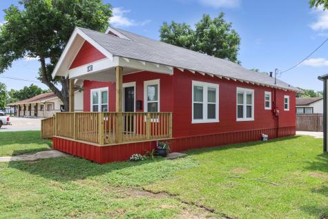 1138 Fannin Street Columbus TX 78934