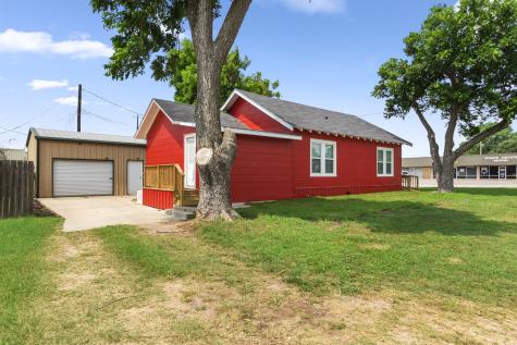 1138 Fannin Street Columbus TX 78934