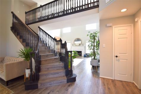 6207 Barnett Ridge Sugar Land TX 77479