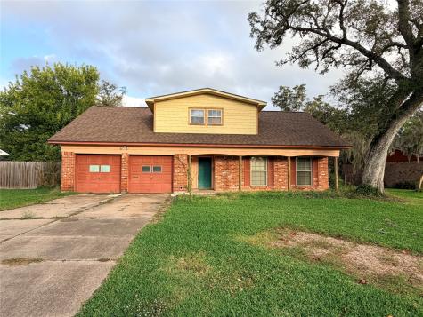 205 Narcissus Street Lake Jackson TX 77566