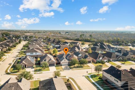 1219 Lazy Springs Lane Pearland TX 77581