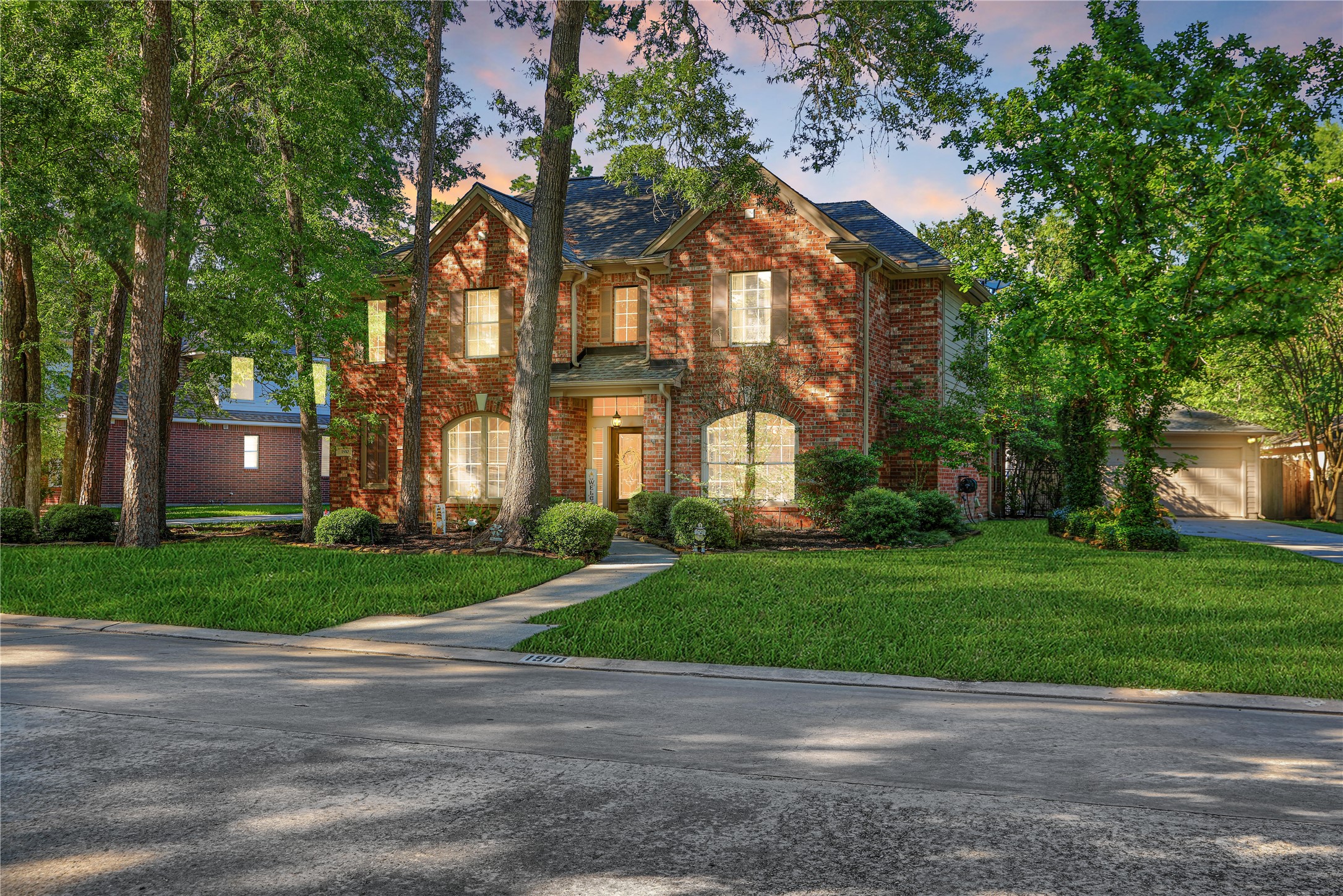 1910 Sweetstem Drive Kingwood TX 77345