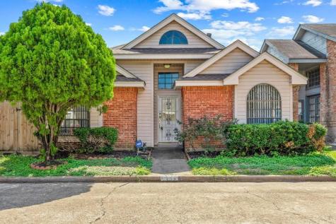 13819 Purplemartin Street Houston TX 77083