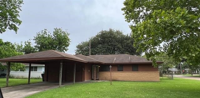 1619 Avenue G Nederland TX 77627