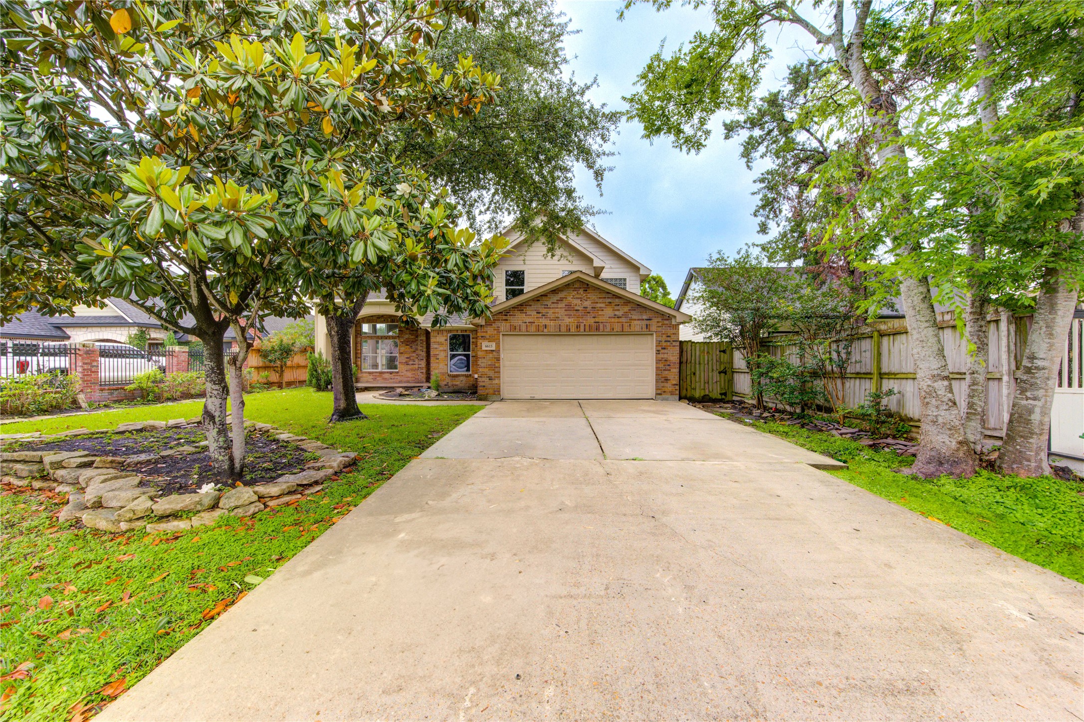 6613 Whitton Drive Houston TX 77085
