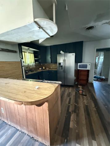 1001 S San Felipe Hearne TX 77859