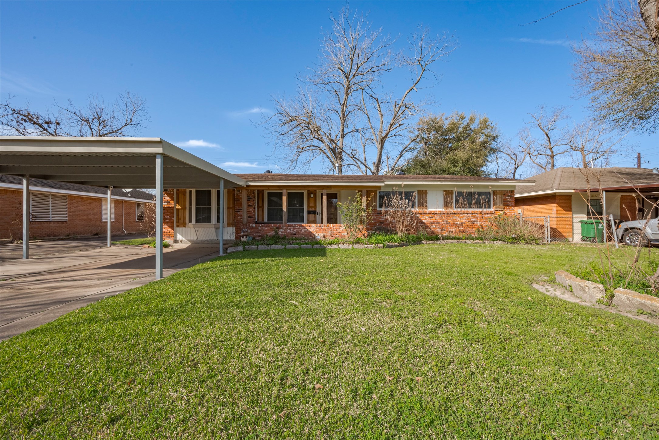 10123 Bessemer Street Houston TX 77034