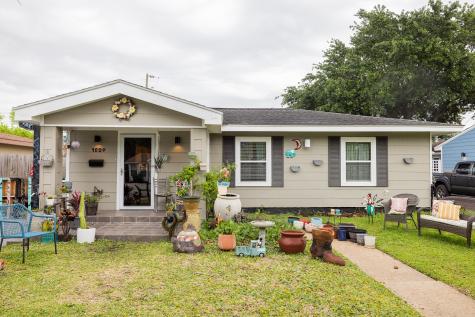 1524 Campbell Lane Galveston TX 77551