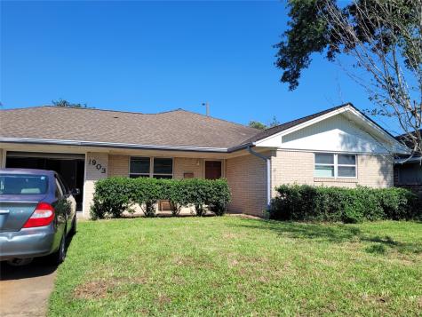 1903 Leneva Lane Pasadena TX 77502