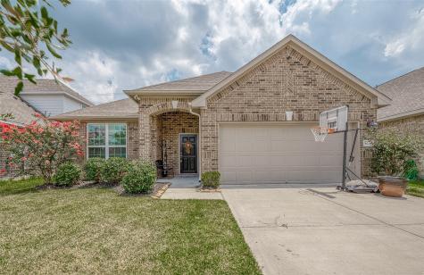 8434 Sunset Isles Drive Baytown TX 77521