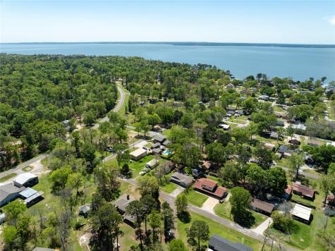 145 Inlet Drive Livingston TX 77351