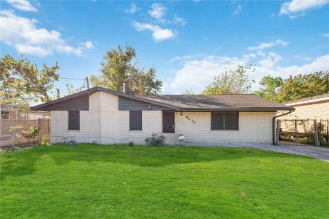 5030 Clover Street Houston TX 77033
