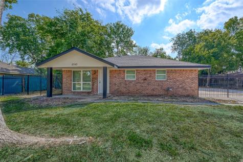 2743 Morenci Street Pearland TX 77584