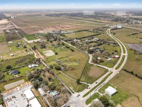 18807 Mueschke Road Tomball TX 77377