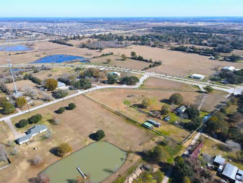 18807 Mueschke Road Tomball TX 77377