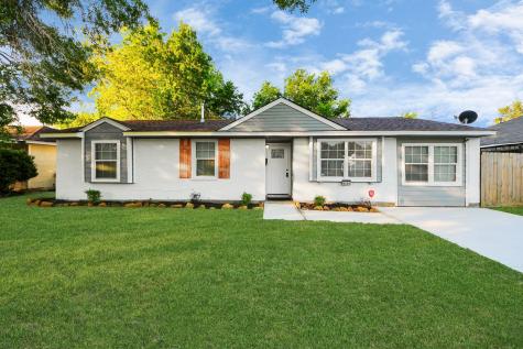 4406 Akard Street Houston TX 77047