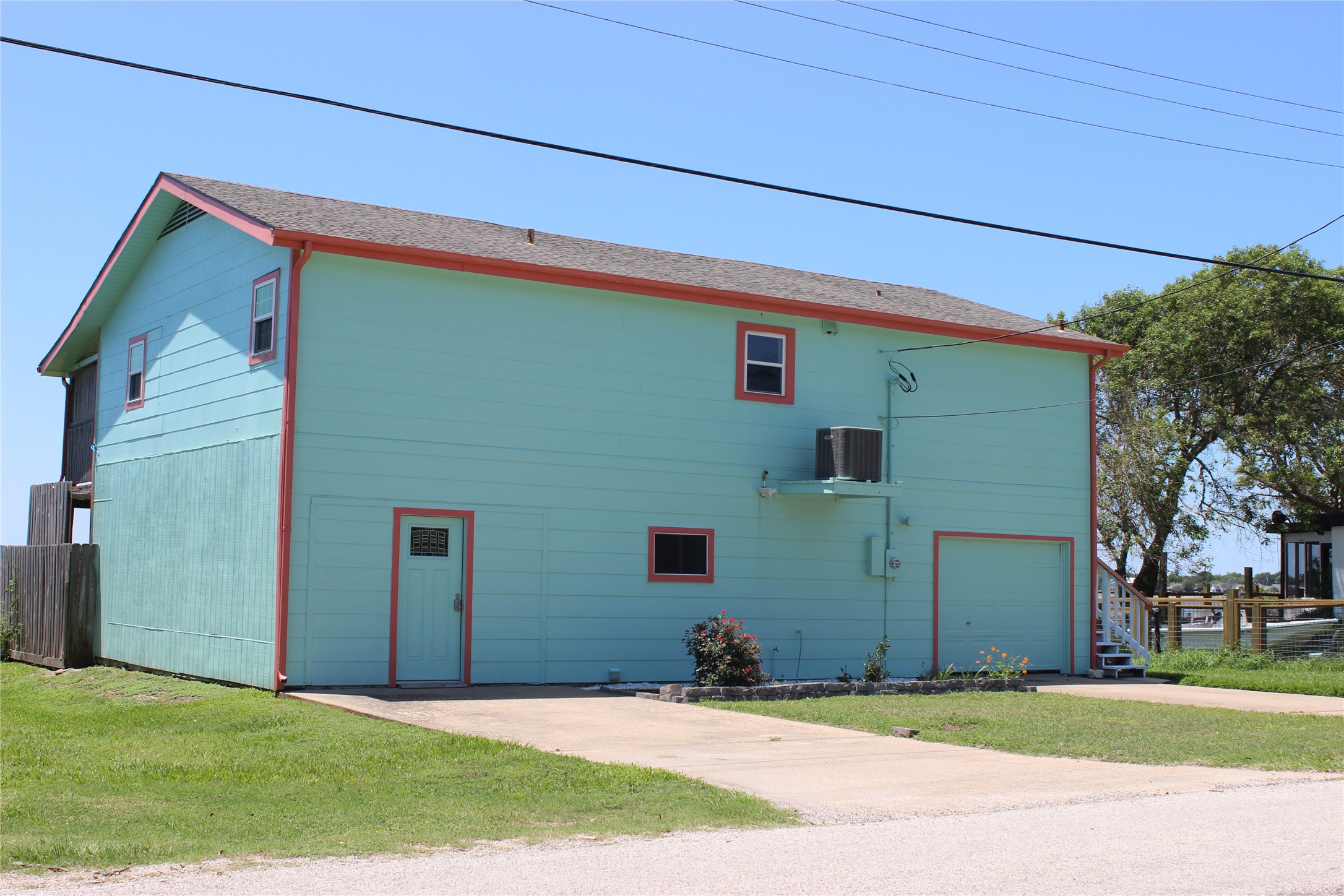 323 E Bayshore Drive Palacios TX 77465