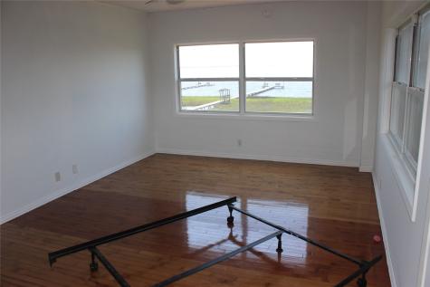 323 E Bayshore Drive Palacios TX 77465
