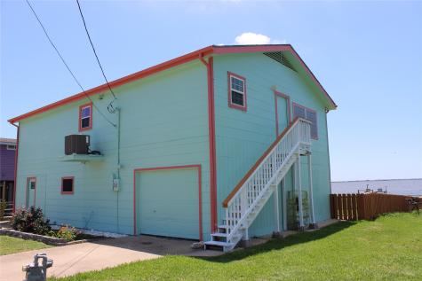 323 E Bayshore Drive Palacios TX 77465