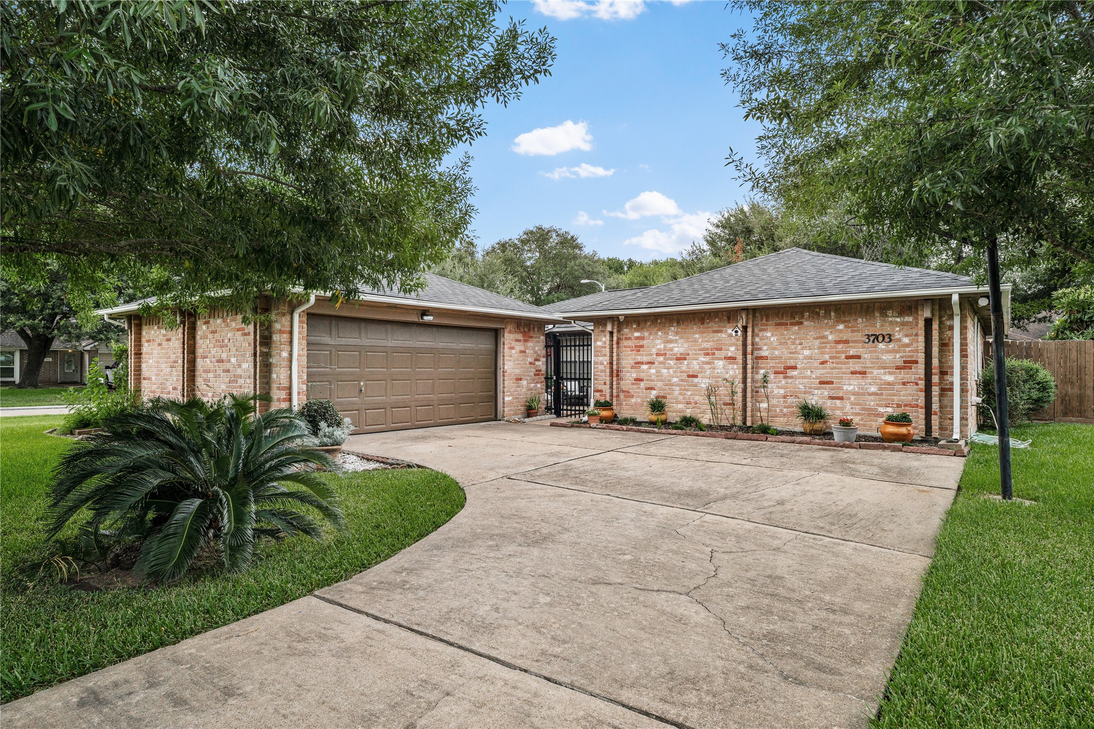3703 Gamlin Bend Drive Houston TX 77082
