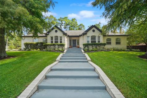 196 Lakeside Drive Montgomery TX 77356