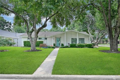 9423 Meadowbriar Lane Houston TX 77063