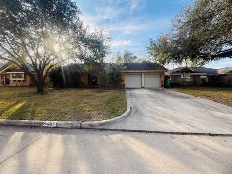 4207 Birchton Street Houston TX 77080