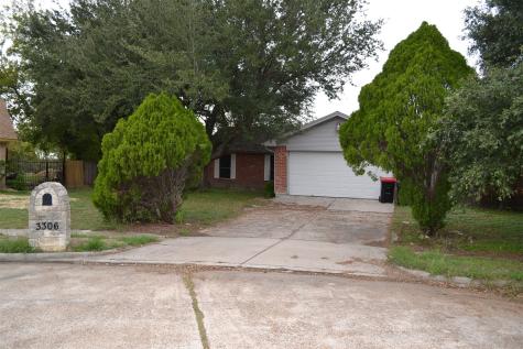 3306 Sandpiper Drive Baytown TX 77521