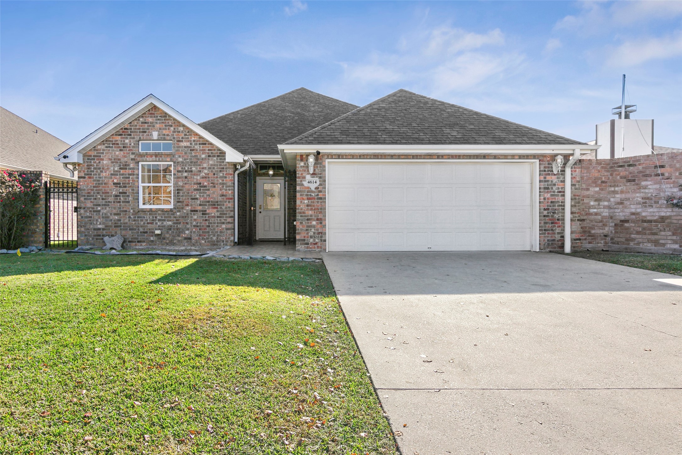 4614 Briarwood Lane Port Arthur TX 77642