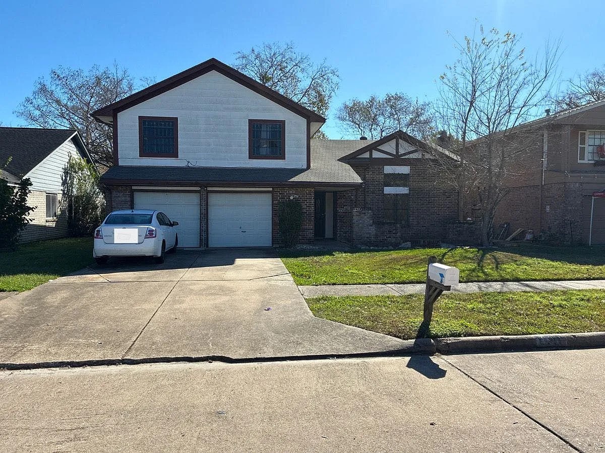 3911 Green Crest Drive Houston TX 77082