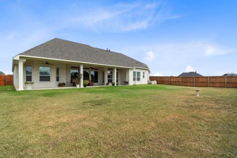 305 Champions Court El Campo TX 77437