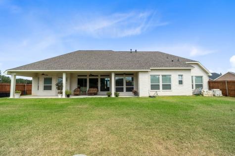 305 Champions Court El Campo TX 77437