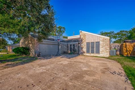 4832 Whispering Falls Drive Houston TX 77084