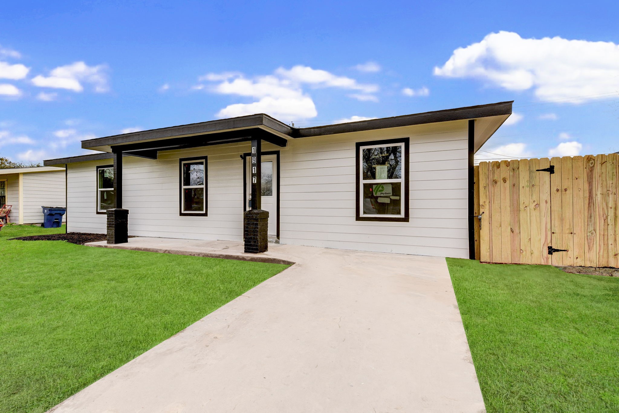 1917 1st Avenue N Texas City TX 77590