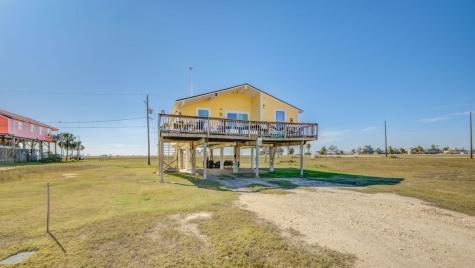 13219 Buccaneer Parkway Freeport TX 77541