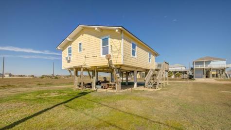 13219 Buccaneer Parkway Freeport TX 77541