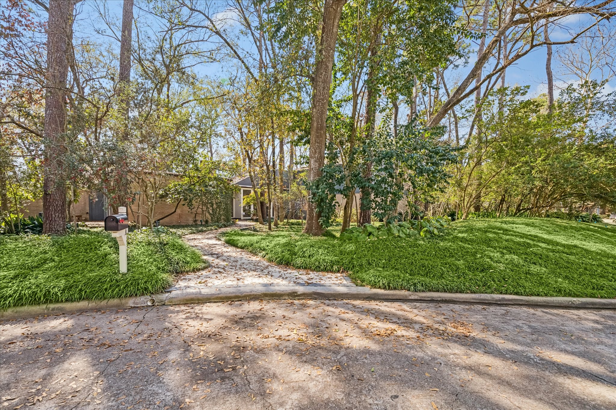 338 Hunters Trail Street Houston TX 77024