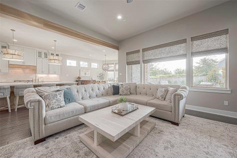 30 Argosy Bend Place Tomball TX 77375