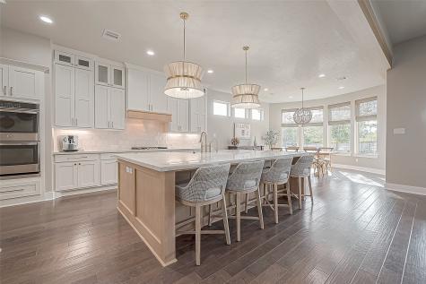 30 Argosy Bend Place Tomball TX 77375