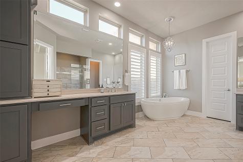 30 Argosy Bend Place Tomball TX 77375