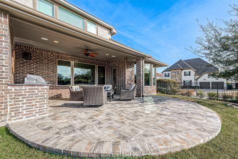 30 Argosy Bend Place Tomball TX 77375