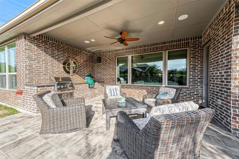 30 Argosy Bend Place Tomball TX 77375