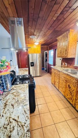1205 Hector Avenue Pasadena TX 77502