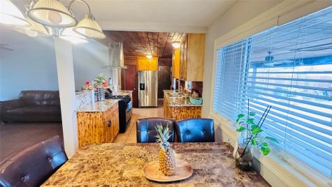 1205 Hector Avenue Pasadena TX 77502