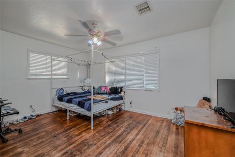 1205 Hector Avenue Pasadena TX 77502