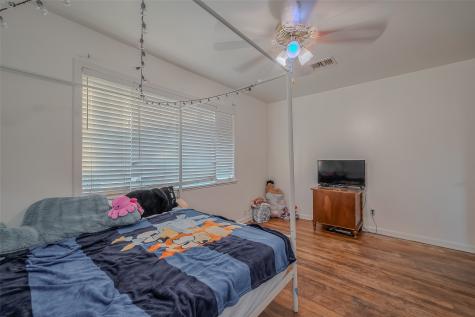 1205 Hector Avenue Pasadena TX 77502