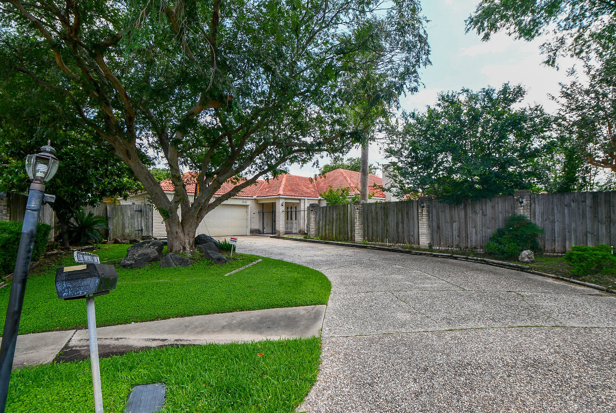 7506 Hopewell Lane Houston TX 77071