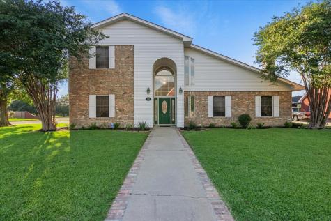 2298 Holly Ridge Nederland TX 77627