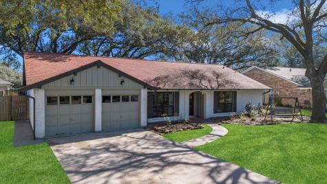 610 N Magnolia Street Tomball TX 77375